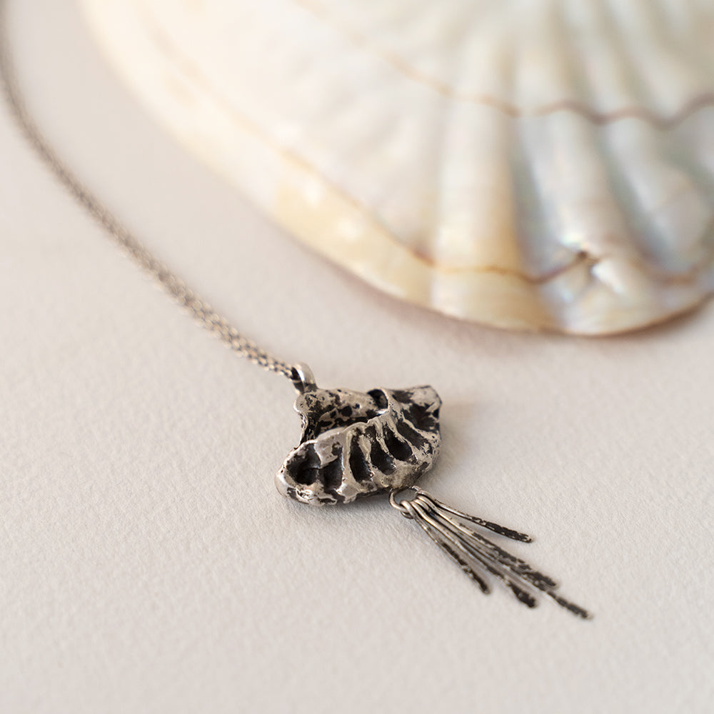 Shell Eye Necklace